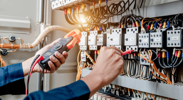 Best Licensed Electrician  in Lincoln, IL