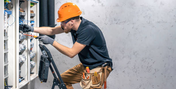 Best Emergency Electrical Repair  in Lincoln, IL